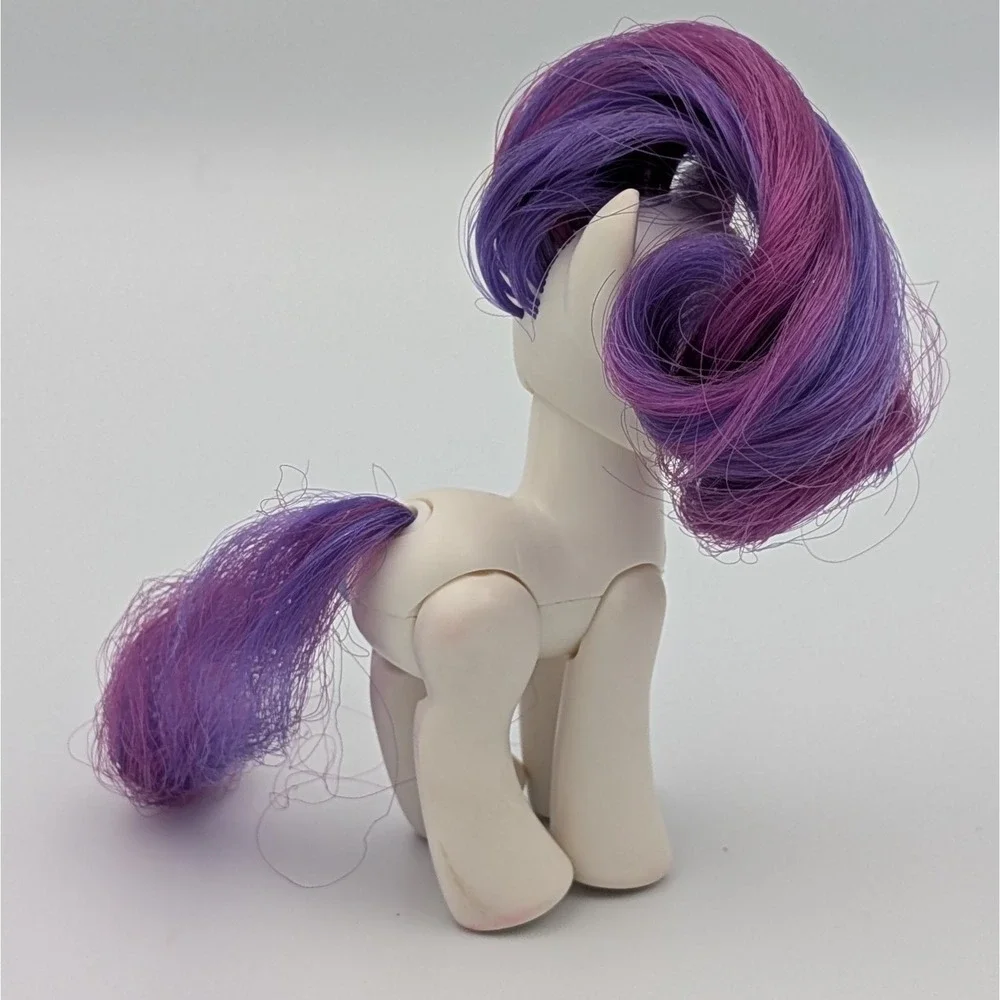 My Little Pony Rarity 2012 Crystal Motion 3